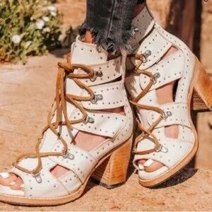Freebird Brandy sandals